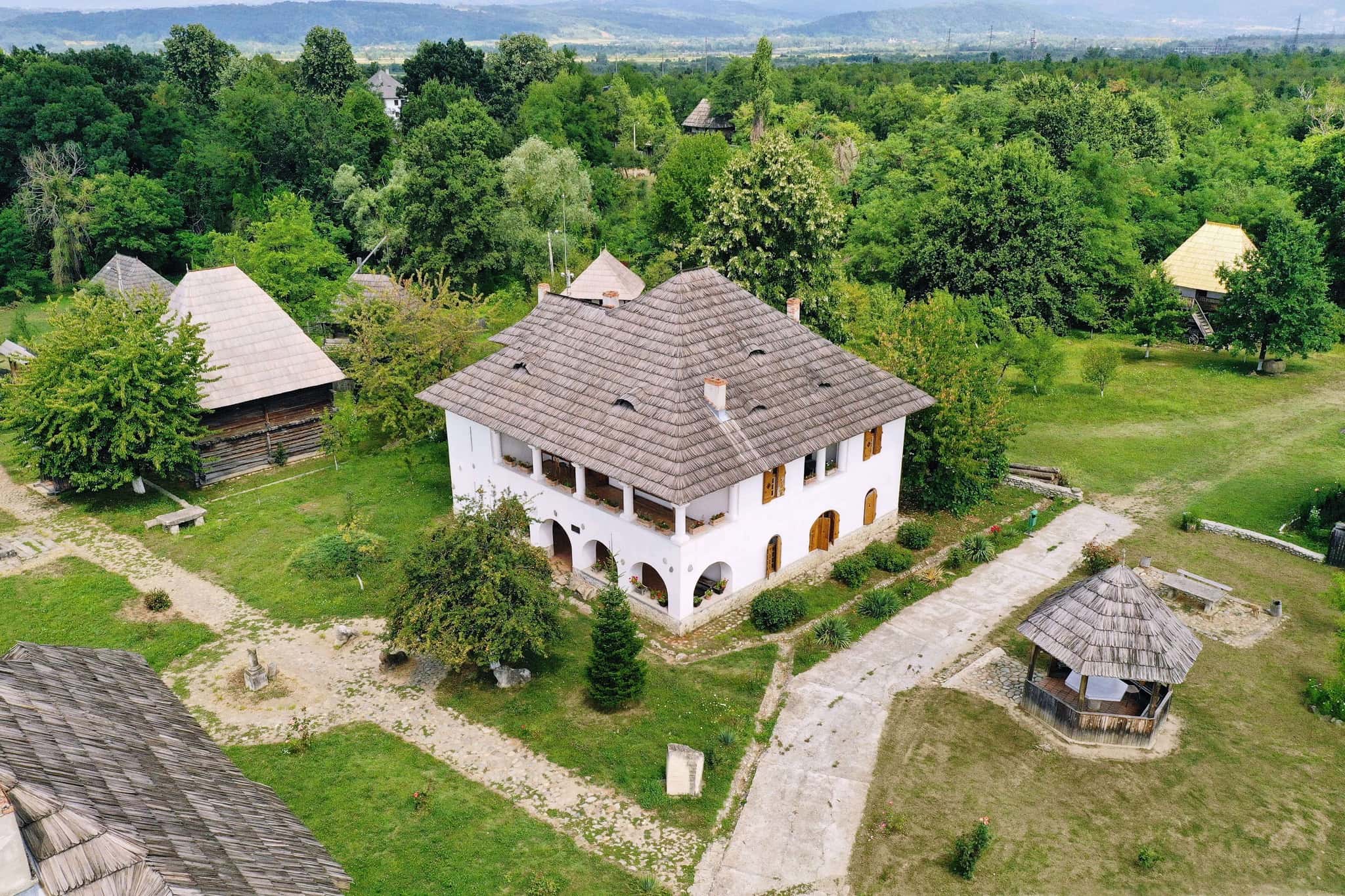 Muzeul Arhitecturii Populare din Curtișoara - 50 de ani