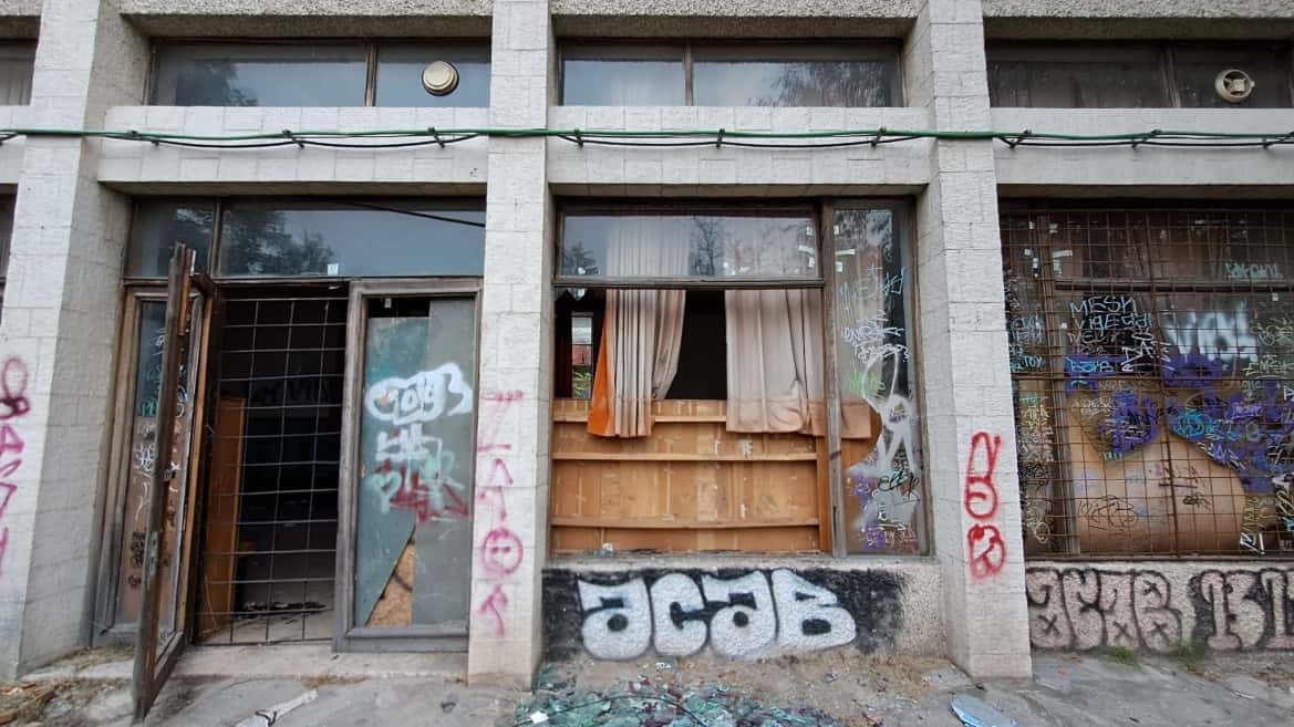 Astăzi, 18 noiembrie: 10 ani de când s-a închis Casa de Cultură din Târgu Jiu