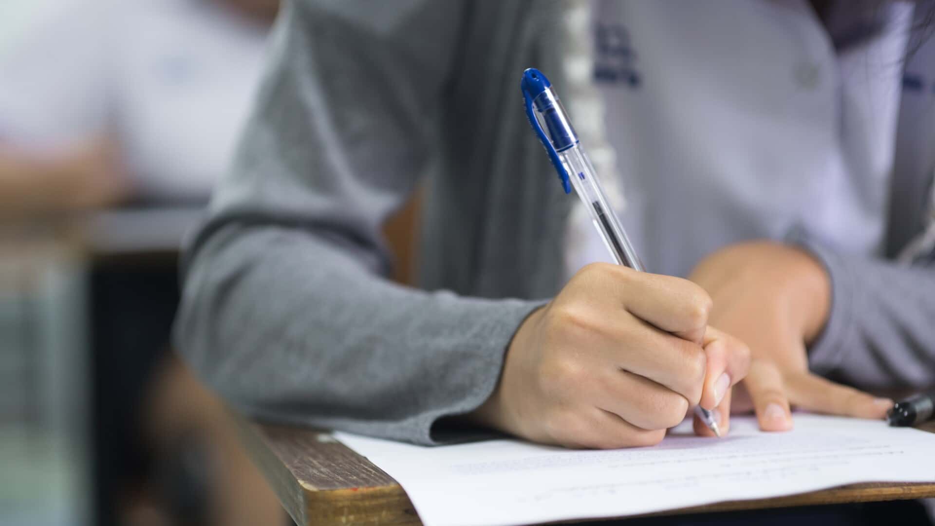 Elevii întârziați la Bacalaureat pot susține examenul la ora 13:00