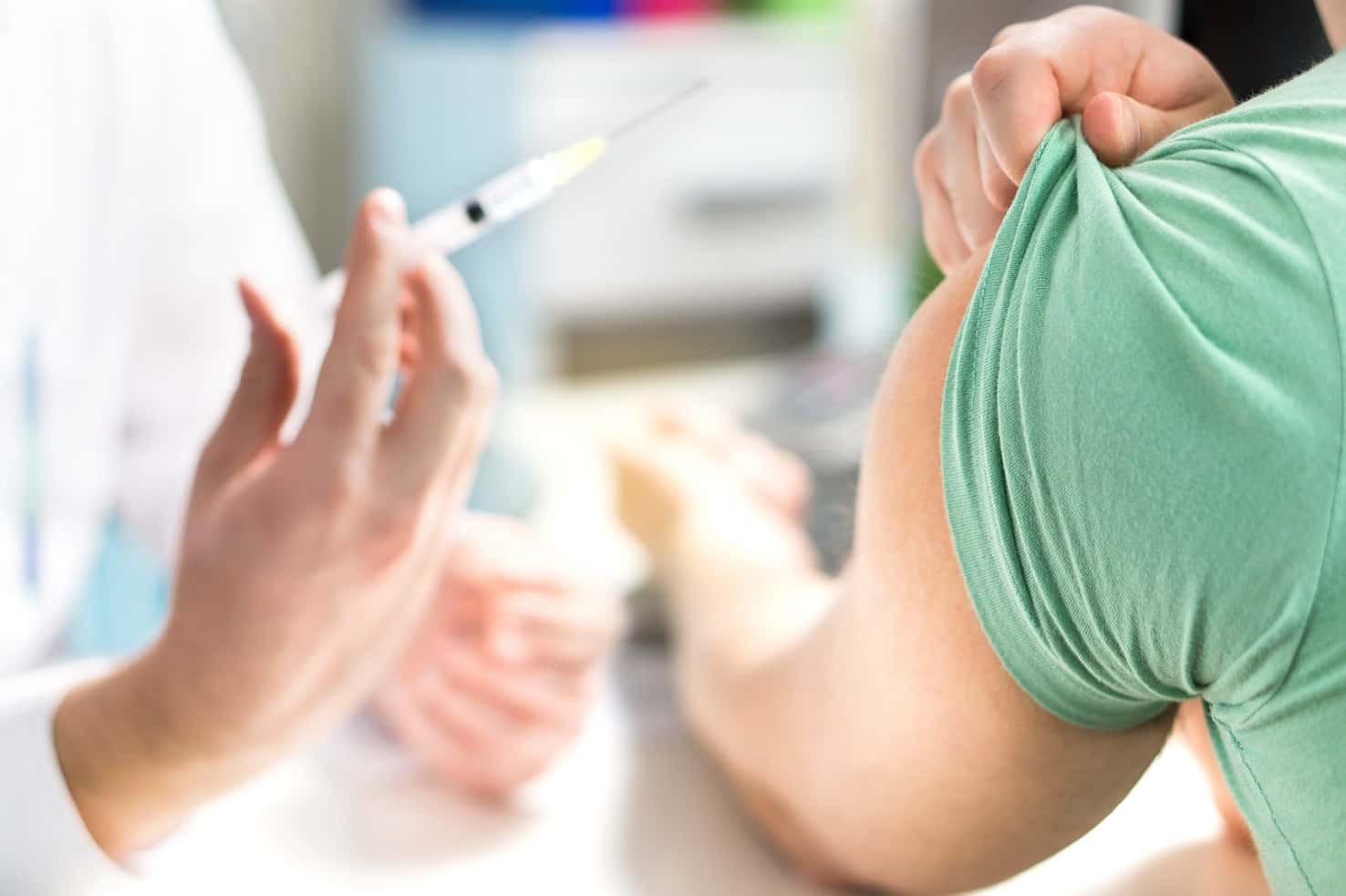 Insitutul Național de Sănătate Publică recomandă vaccinarea antigripală