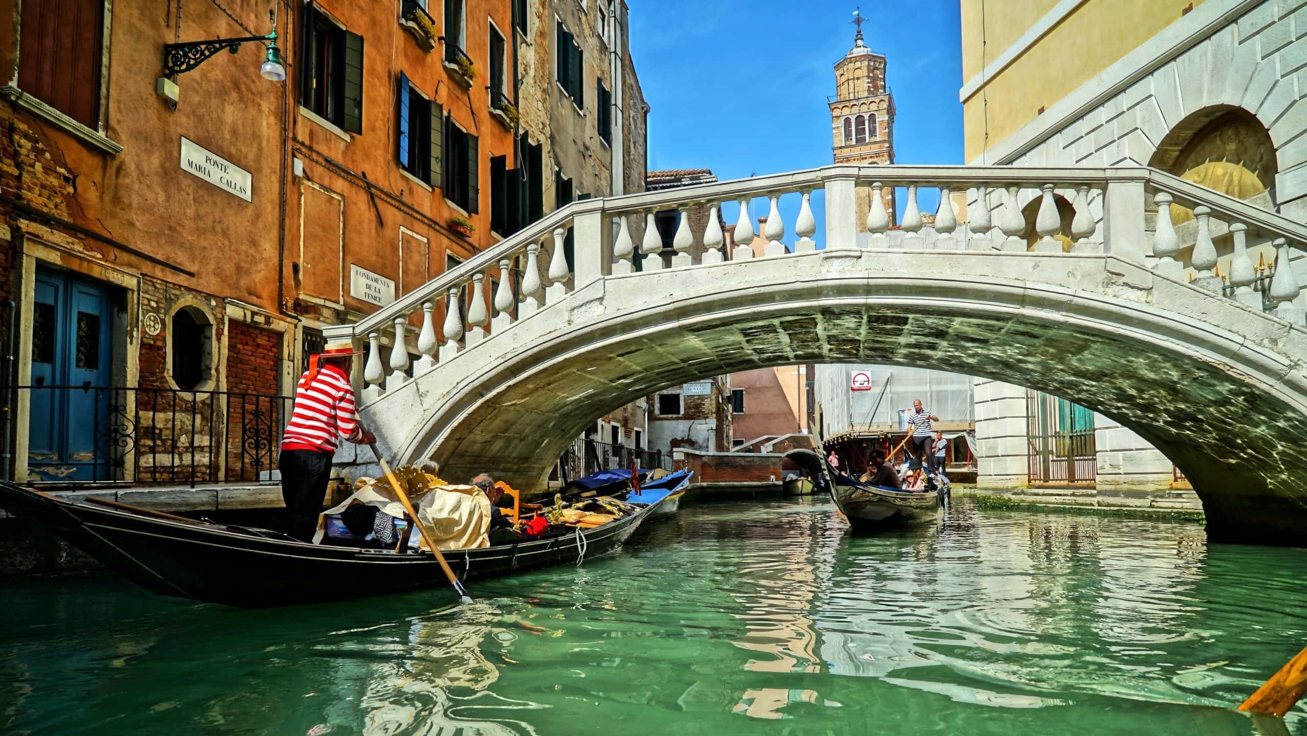 Veneția a reintrodus taxa de 10 euro pentru turiștii care stau doar o zi