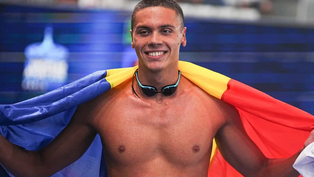 David Popovici luptă pentru o nouă medalie de aur la Campionatul European de natație de la Paris