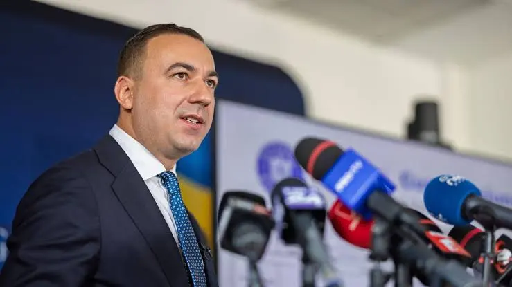 Prețurile la carburanți au explodat! Bogdan Ivan cere controale