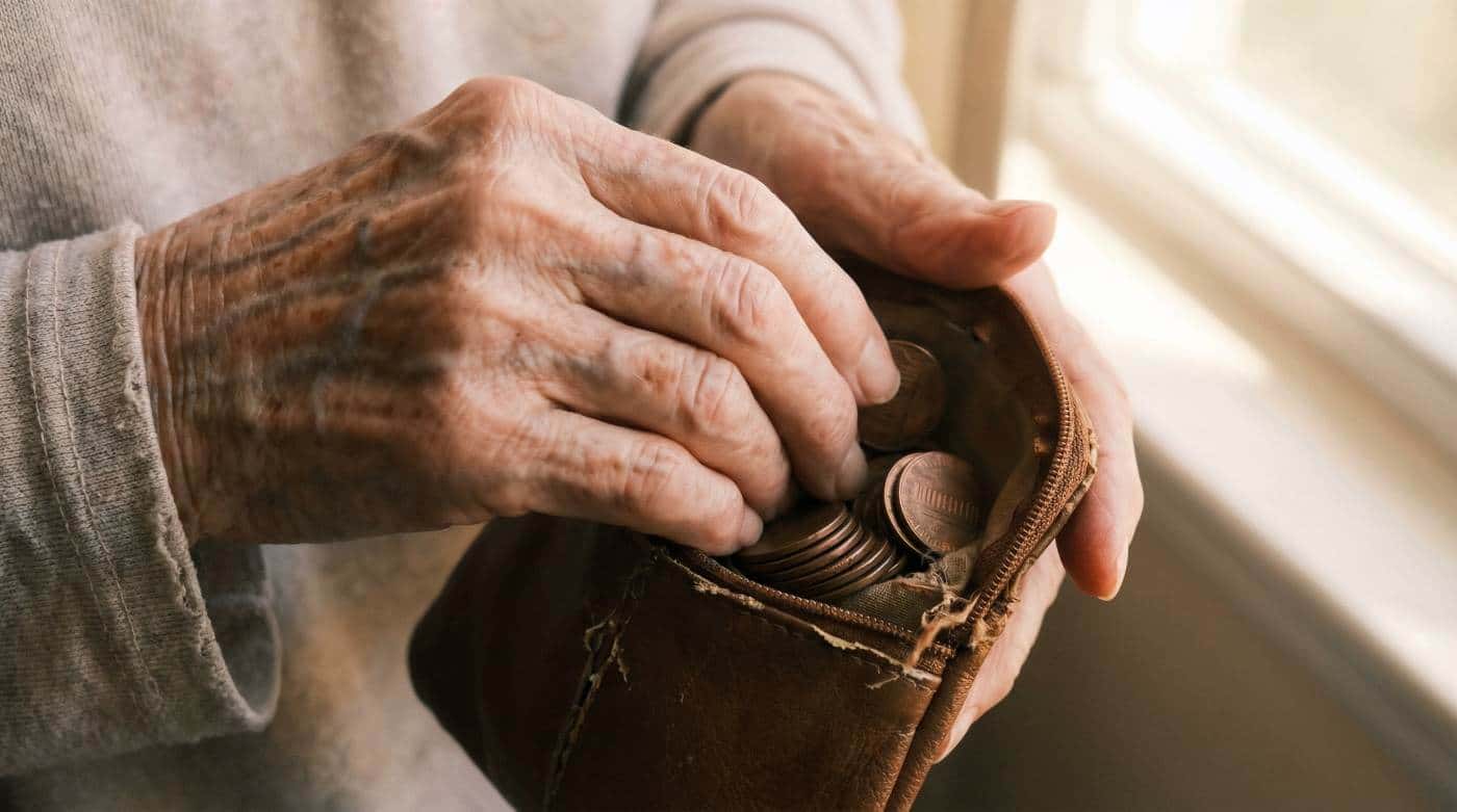 Casele teritoriale de pensii, obligate să răspundă în termen de 45 de zile contestaţiilor la dosarele de pensionare