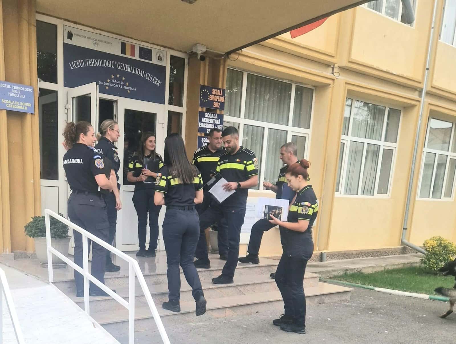 Acțiune de amploare în două licee din Târgu Jiu