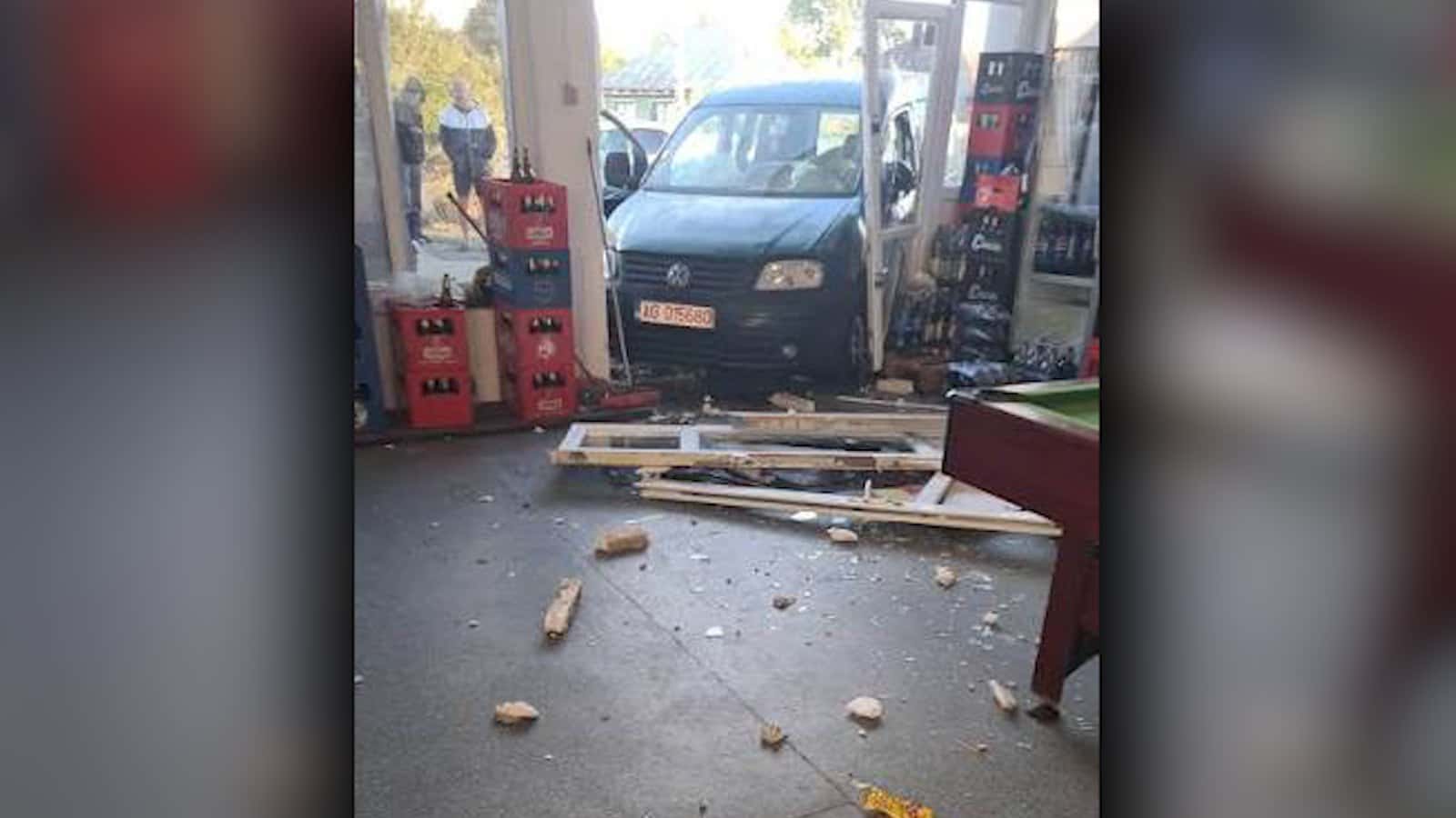 Șoferul din Argeș care a provocat accidentul la Budieni, reținut de polițiști