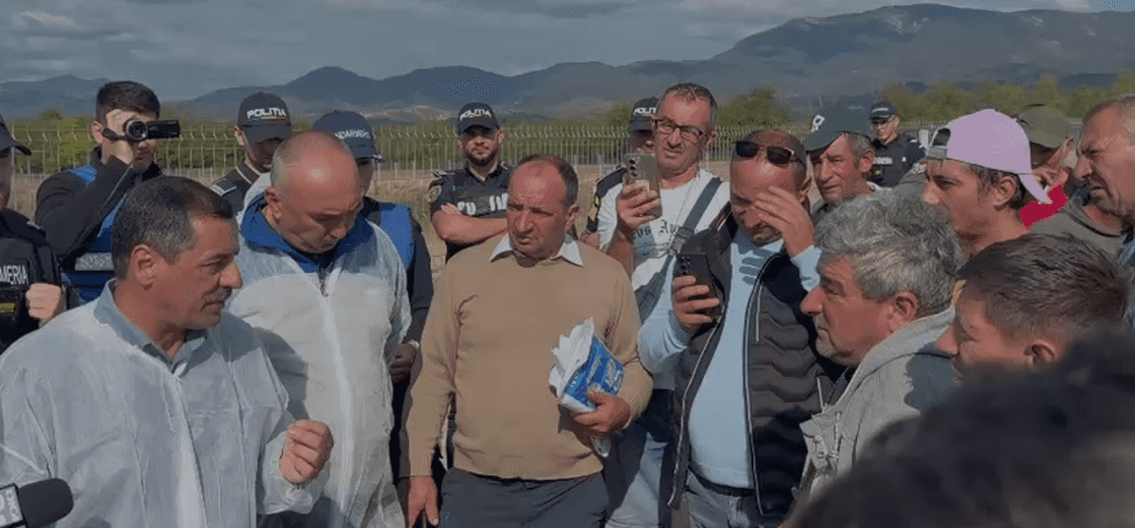 Scandal la Runcu! Inspectorii DSV Gorj vor să eutanasieze 500 de oi și capre suspecte de variolă