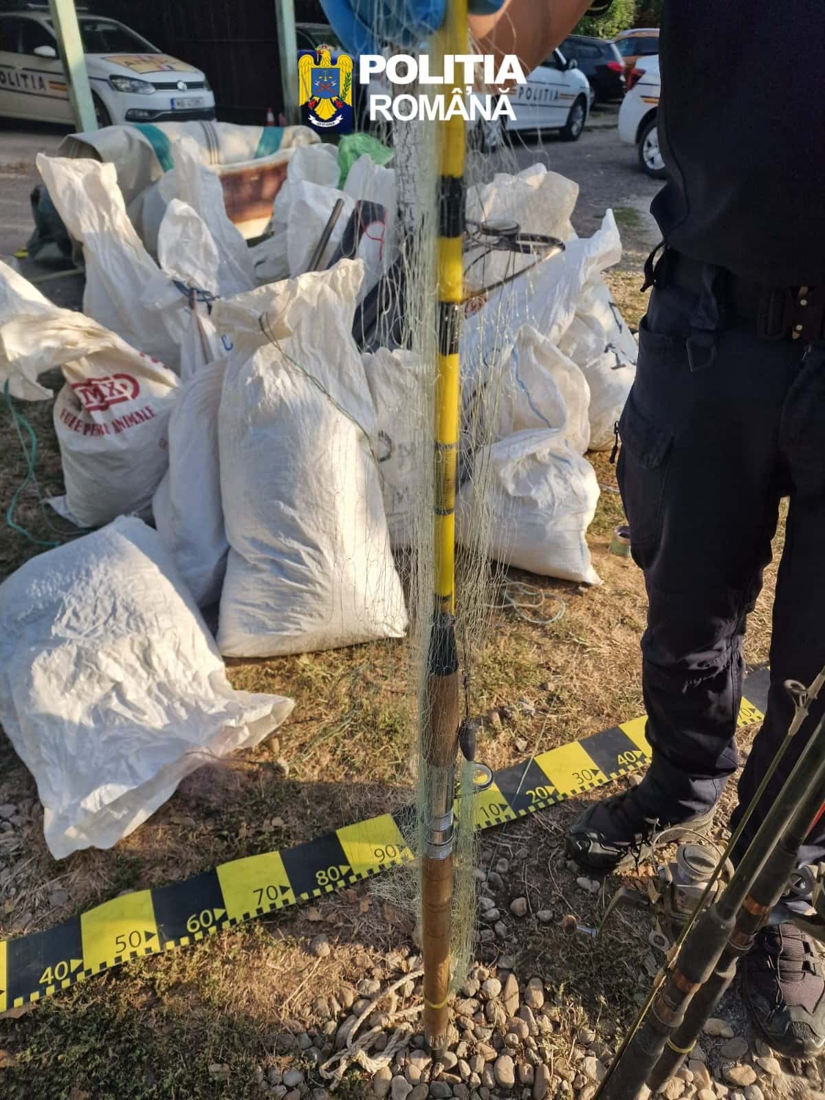 Doi braconieri piscicoli din Turceni, reținuți pentru 24 de ore