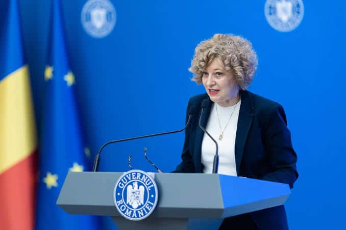Oana Gheorghiu: PSD încearcă să tragă şi România după el, în prăpastie